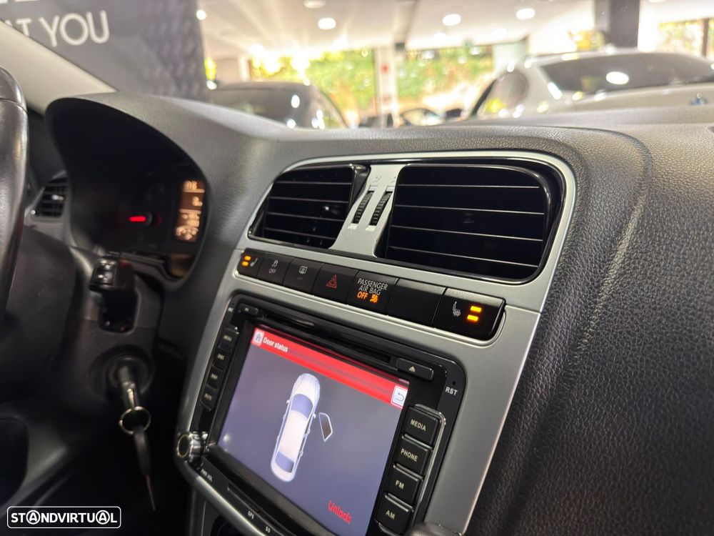 VW Polo - 33