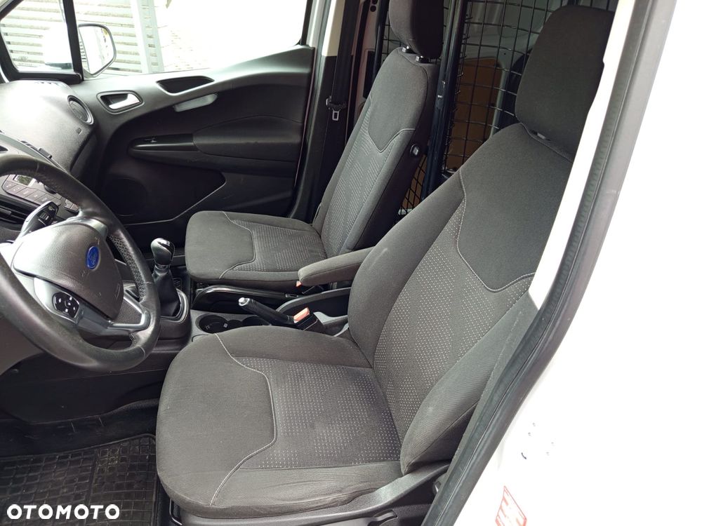 Ford TRANZIT COURIER - 11