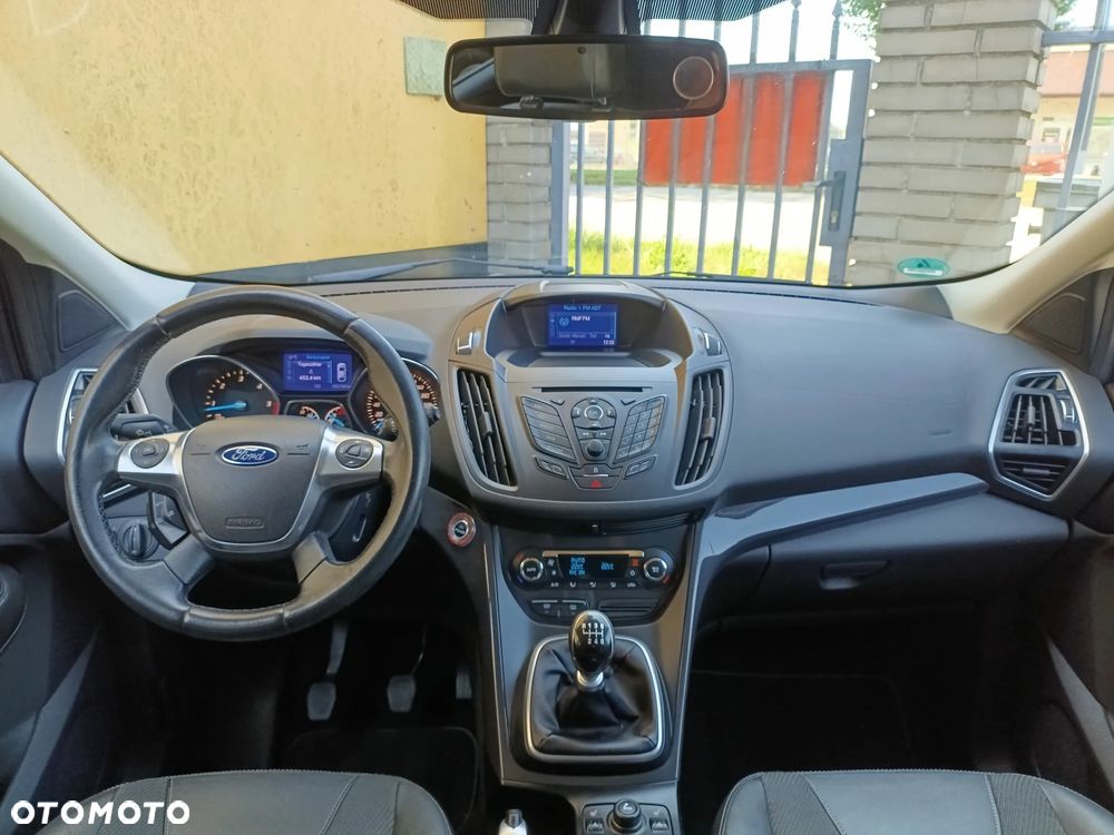 Ford Kuga 2.0 TDCi 4x4 Trend - 4