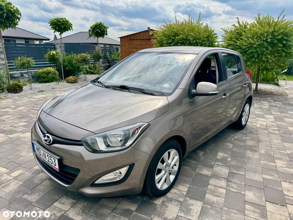 Hyundai i20 - 17