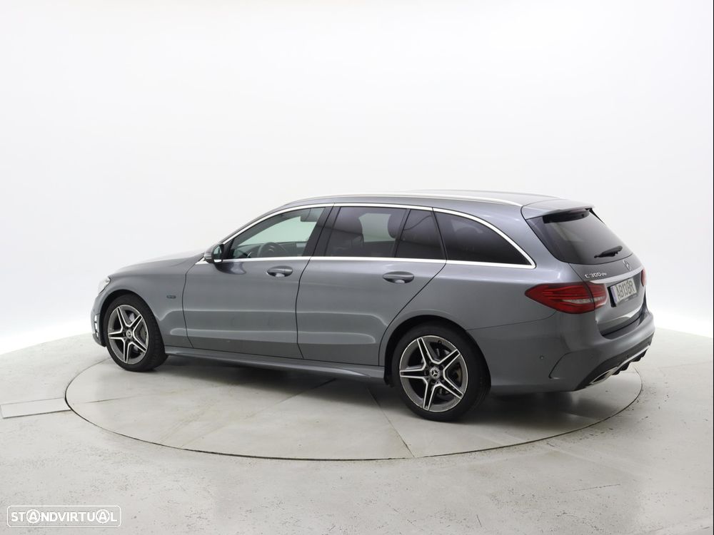 Mercedes-Benz C 300 de AMG Line - 3