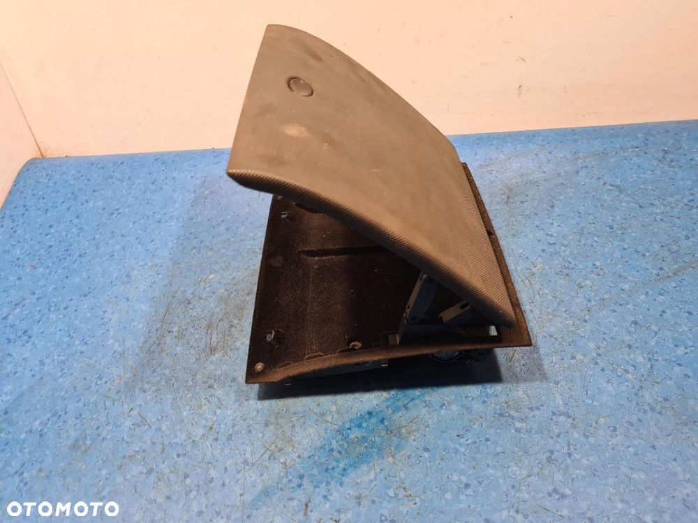 FORD GALAXY I SCHOWEK - 6