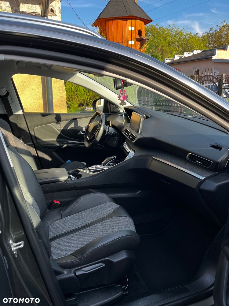 Peugeot 5008 - 7