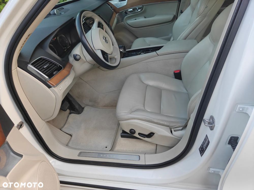 Volvo XC 90 D5 AWD Inscription - 14