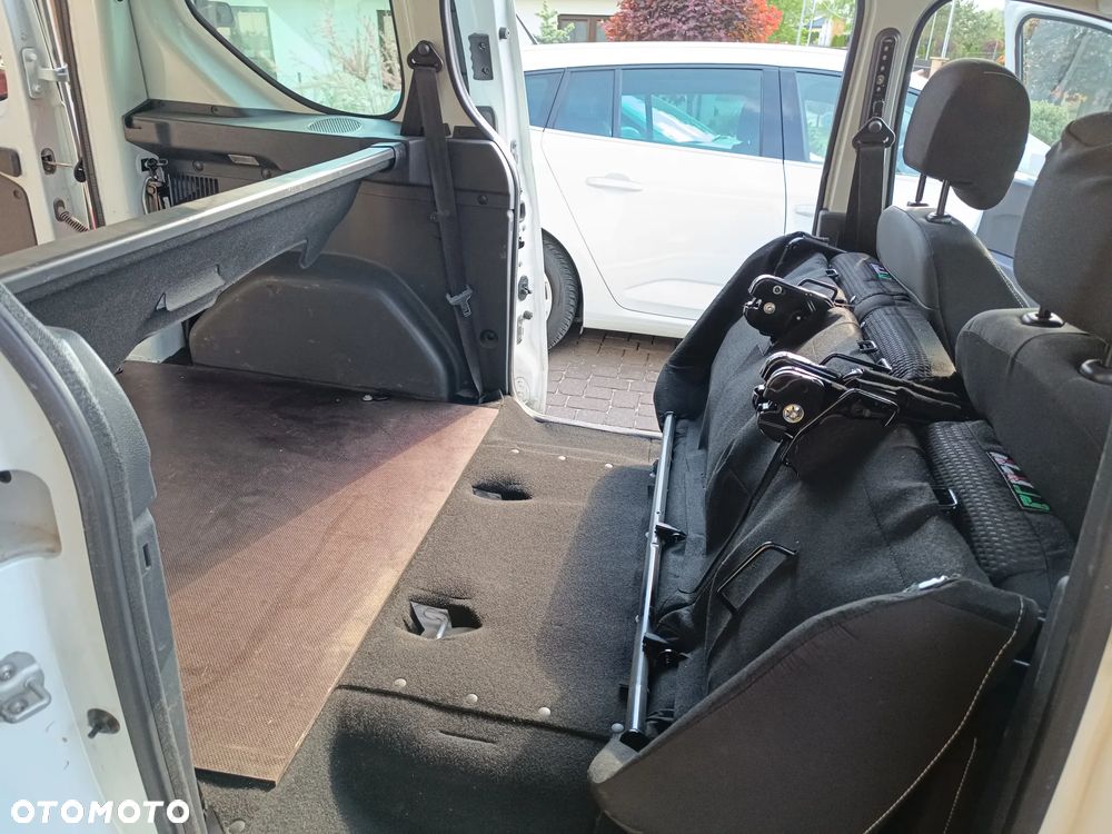 Dacia Dokker 1.5 Blue dCi Laureate - 13
