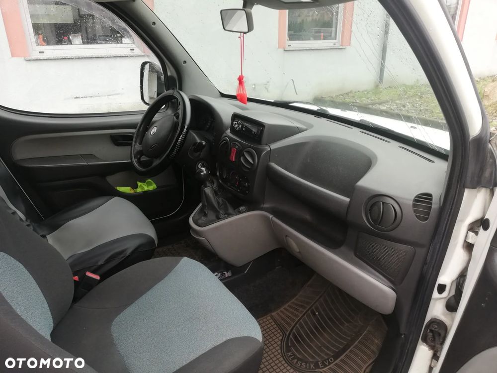 Fiat Doblo 1.9 JTD Dynamic - 9