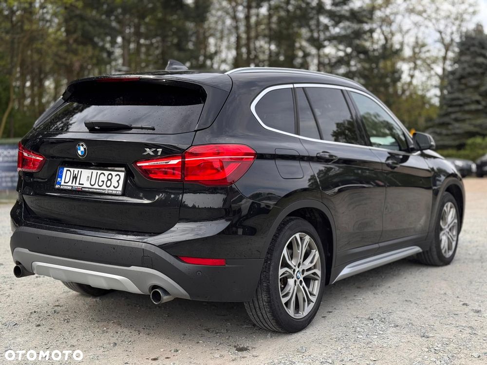 BMW X1 xDrive25i xLine - 12