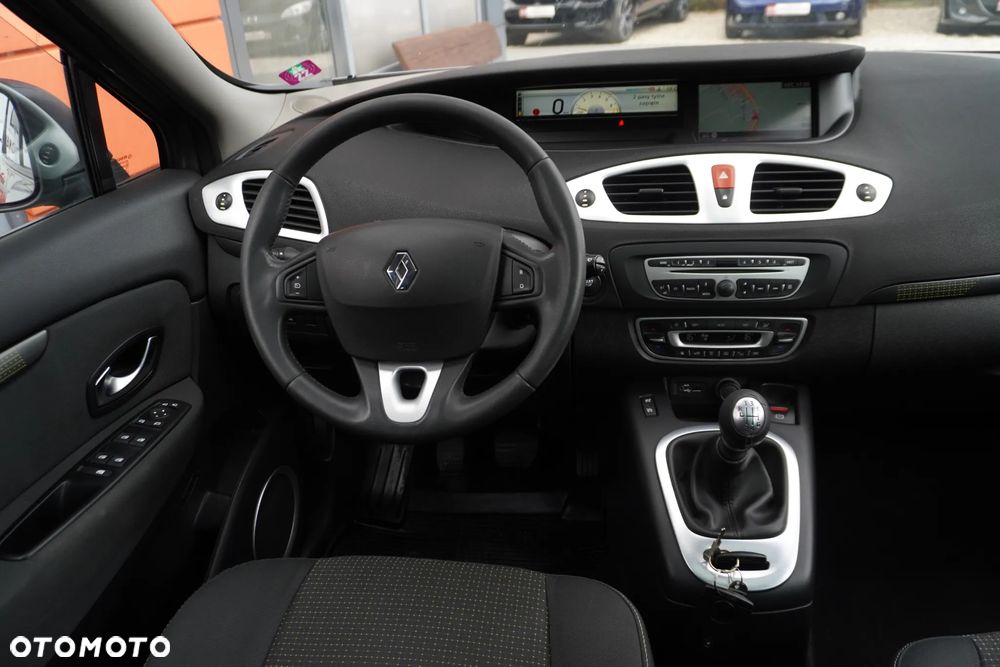 Renault Grand Scenic TCe 130 Luxe - 23