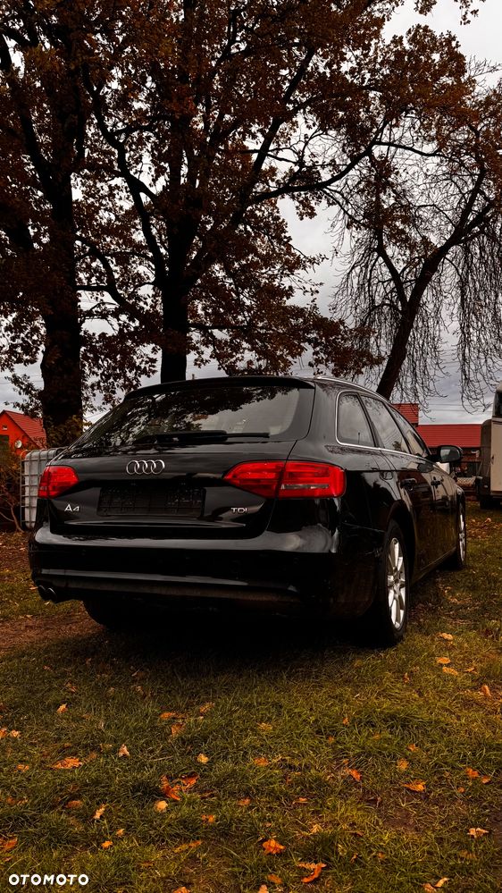 Audi A4 Avant - 1