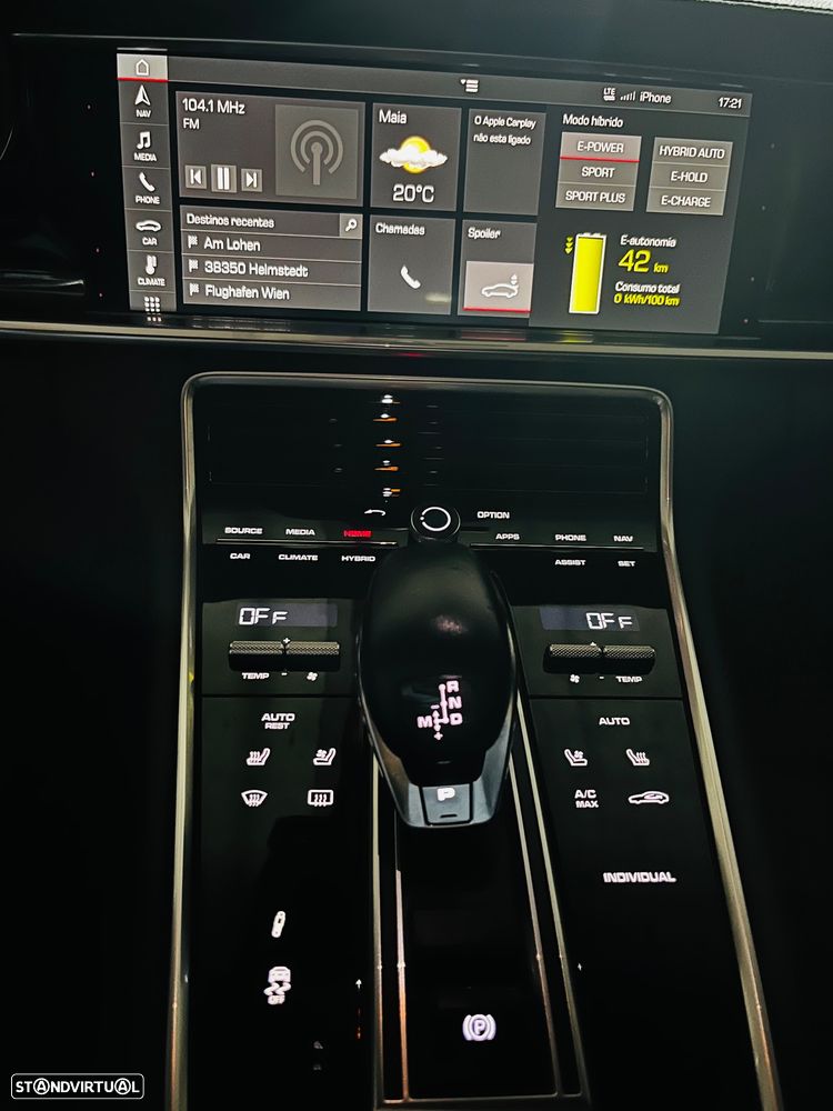 Porsche Panamera 4 E-Hybrid 10 Years Edition - 23