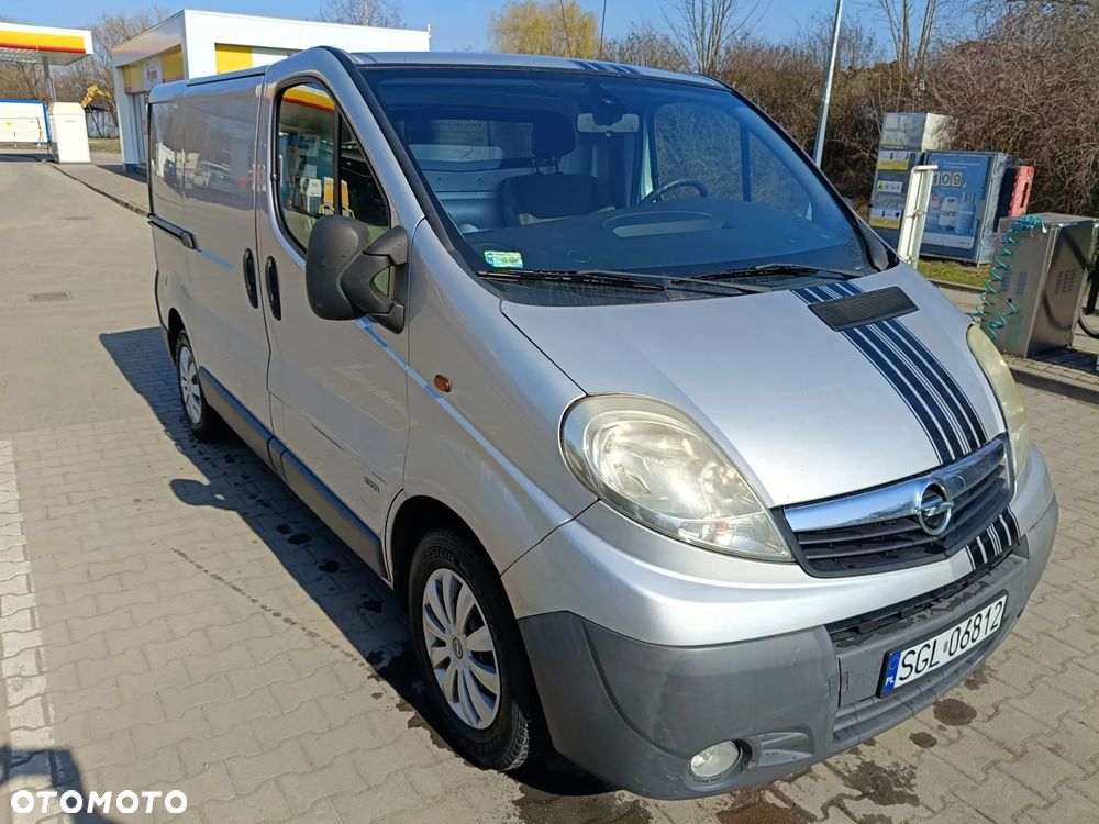 Opel VIVARO - 9