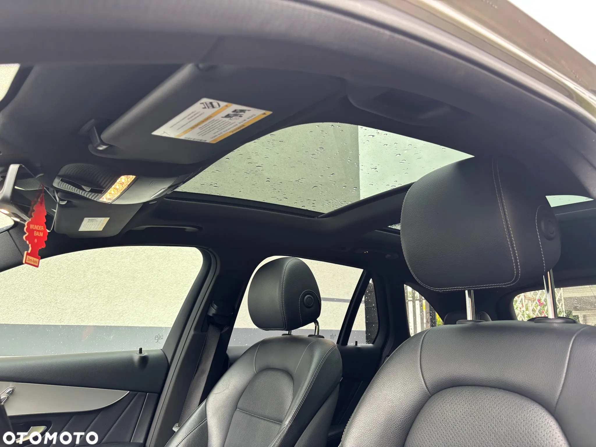 Mercedes-Benz GLC 300 4Matic 9G-TRONIC AMG Line - 13