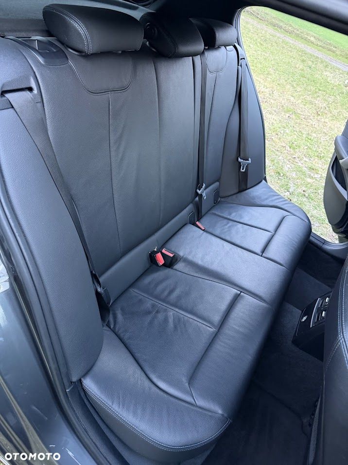 BMW Seria 1 118d M Sport Shadow - 28