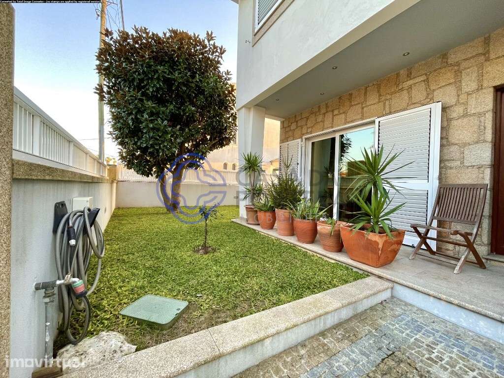 MORADIA V4 MAIS ESCRITORIO EM VILA DE CUCUJÃES COM EXCELENTES VISTAS S - Grande imagem: 3/40