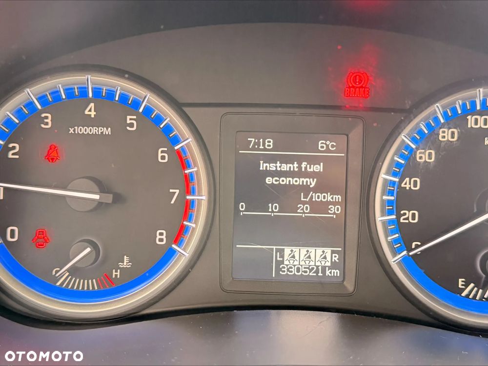 Suzuki SX4 1.6 Comfort Plus - 10