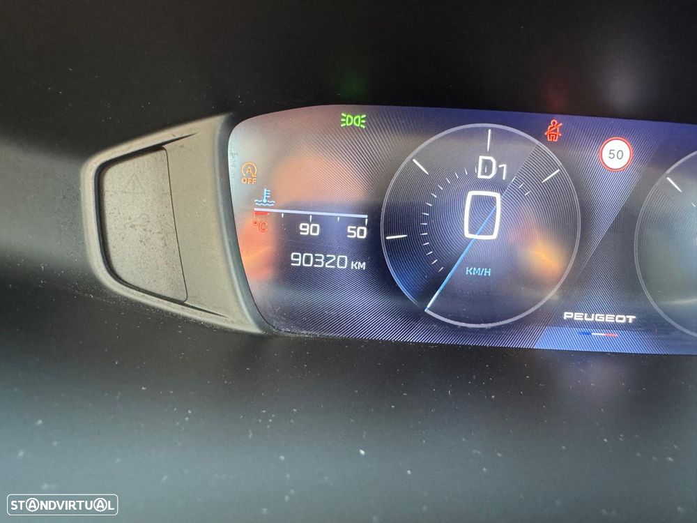 Peugeot 308 SW 1.5 BlueHDi Allure EAT8 - 18