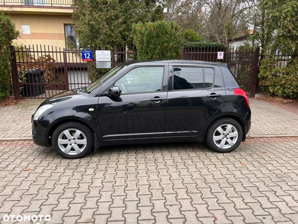 Suzuki Swift 1.3 Club - 5