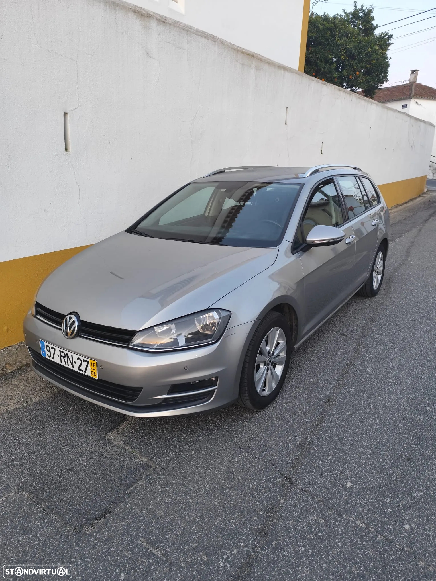 VW Golf Variant 1.6 TDi BlueMotion Confortline - 20