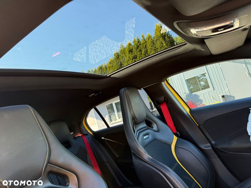 Mercedes-Benz Klasa A 45 S AMG 4-Matic 8G-DCT - 25
