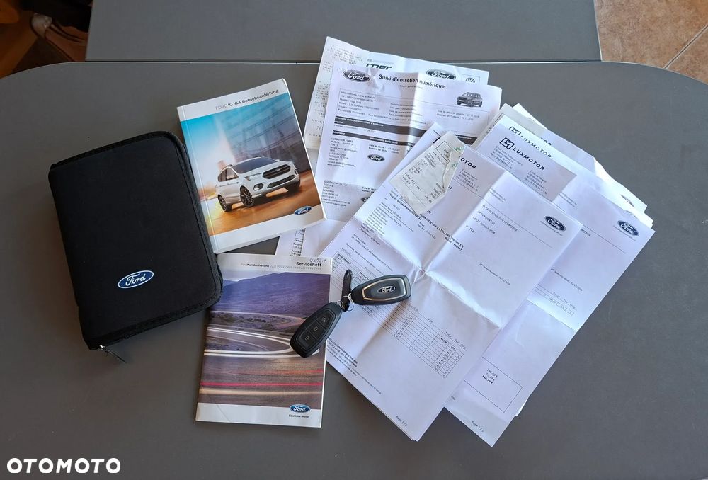 Ford Kuga 2.0 TDCi 2x4 ST-Line - 40