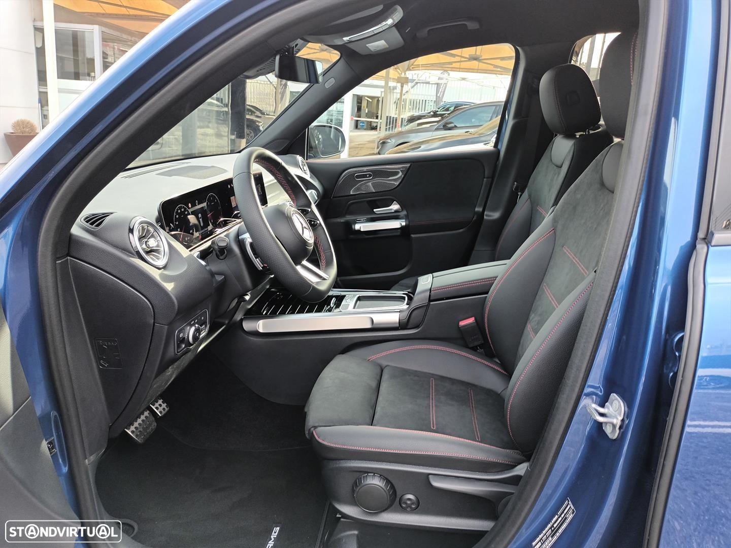 Mercedes-Benz GLB 200 d AMG Line - 10
