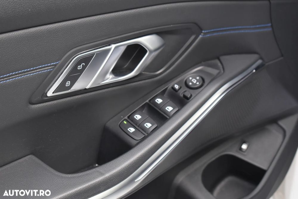 BMW Seria 3 330e AT PHEV - 12