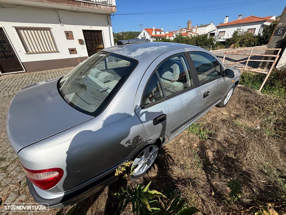 Nissan Almera 1.5 Comfort ABS+AC - 11