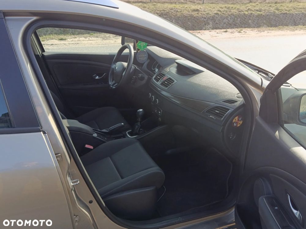 Renault Megane 1.6 16V Exception - 11