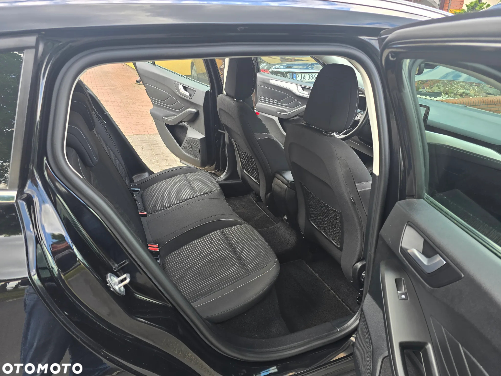 Ford Focus 1.5 EcoBlue Start-Stopp-System COOL&CONNECT - 21