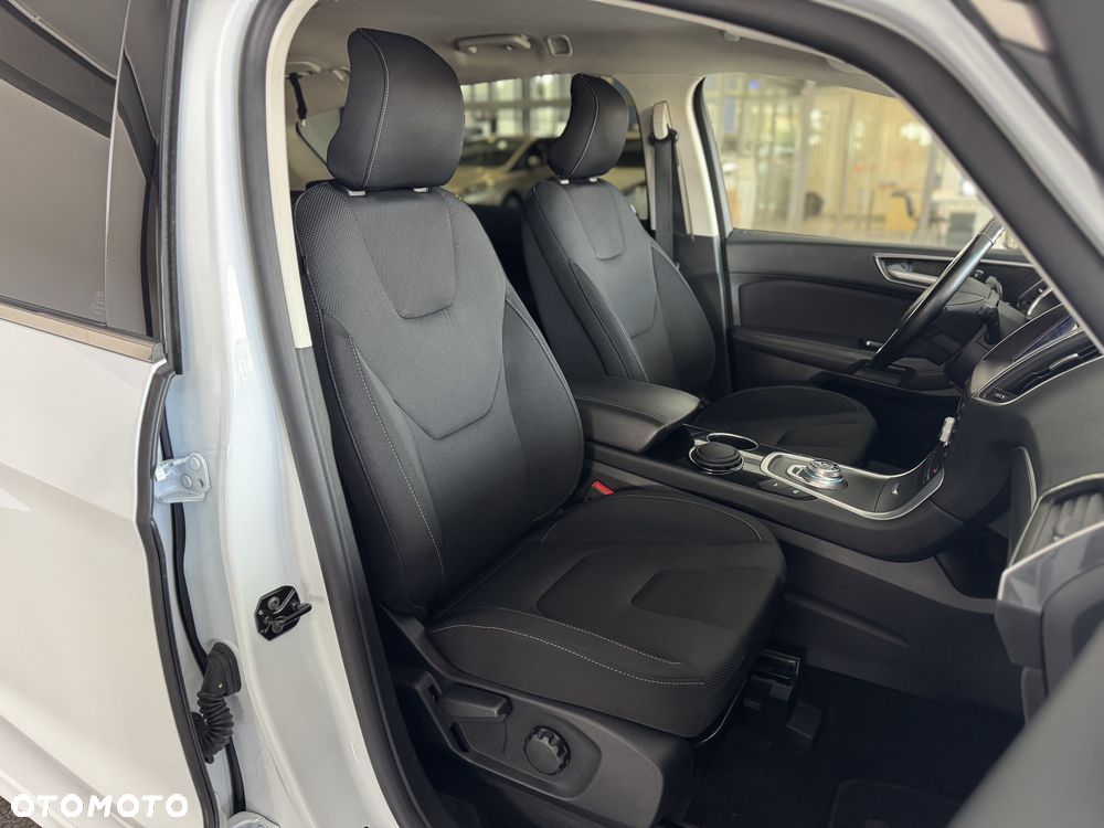 Ford S-Max 2.5 Hybrid Titanium CVT - 38