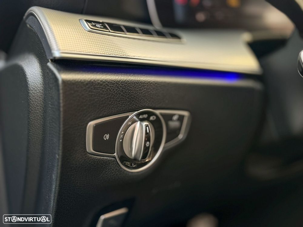 Mercedes-Benz E 220 d AMG Line - 25
