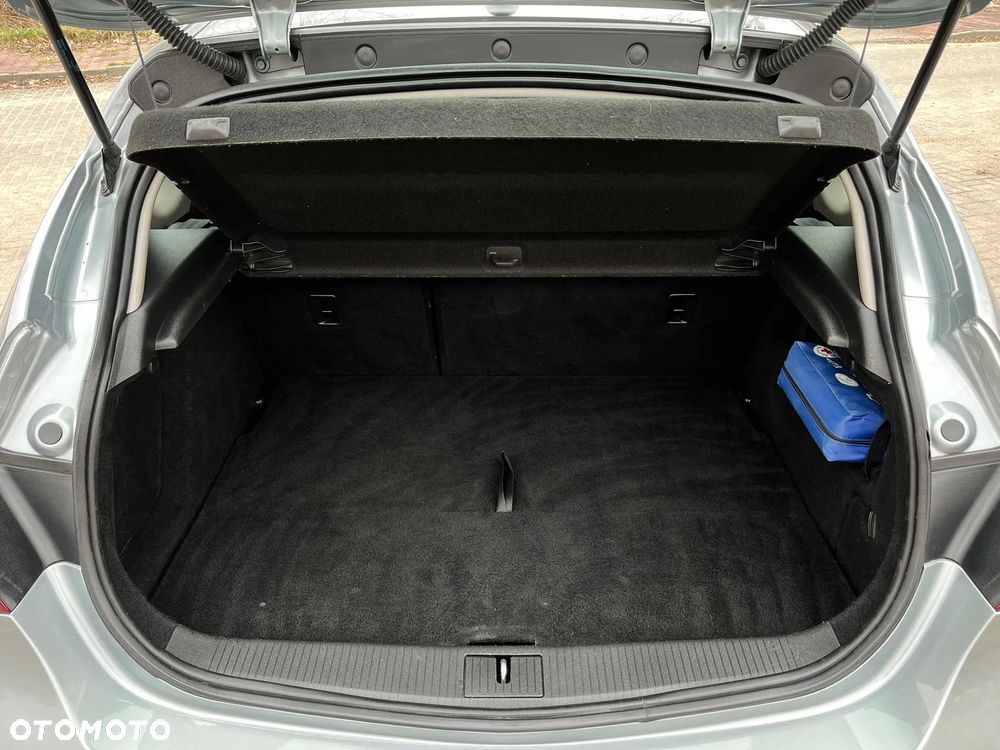 Opel Astra 1.4 Turbo Exklusiv - 30