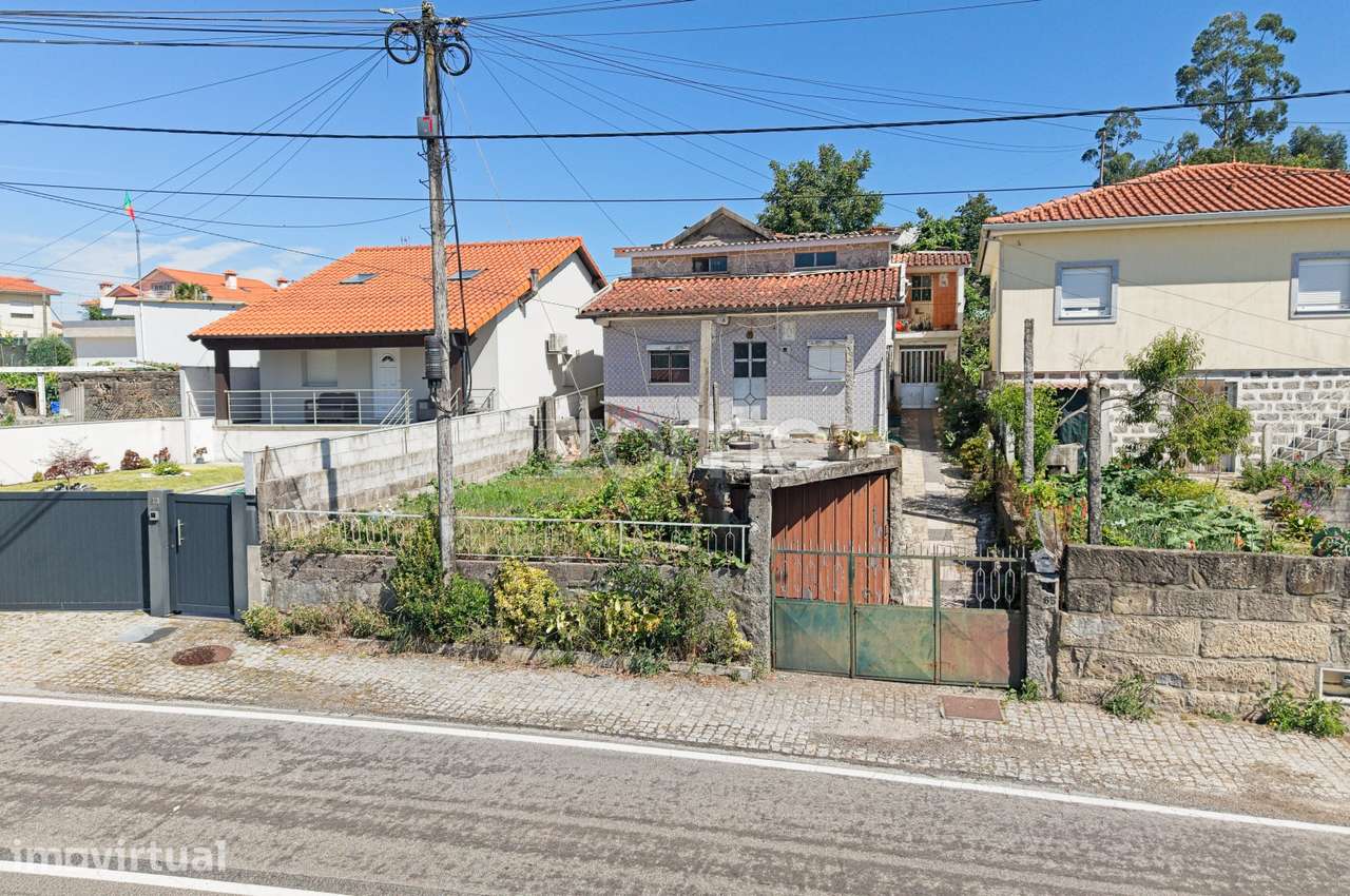 Moradia Individual T3 com Lote de Terreno de 600 m² em Espinho, Braga - Grande imagem: 2/17