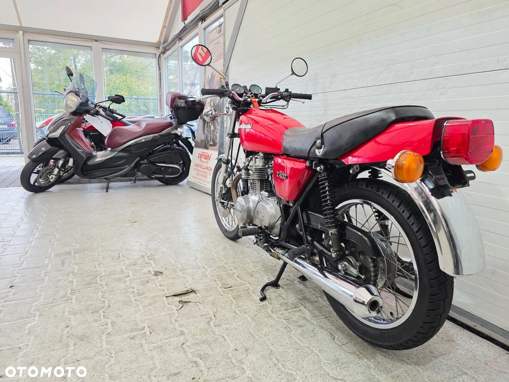 Kawasaki Z - 3