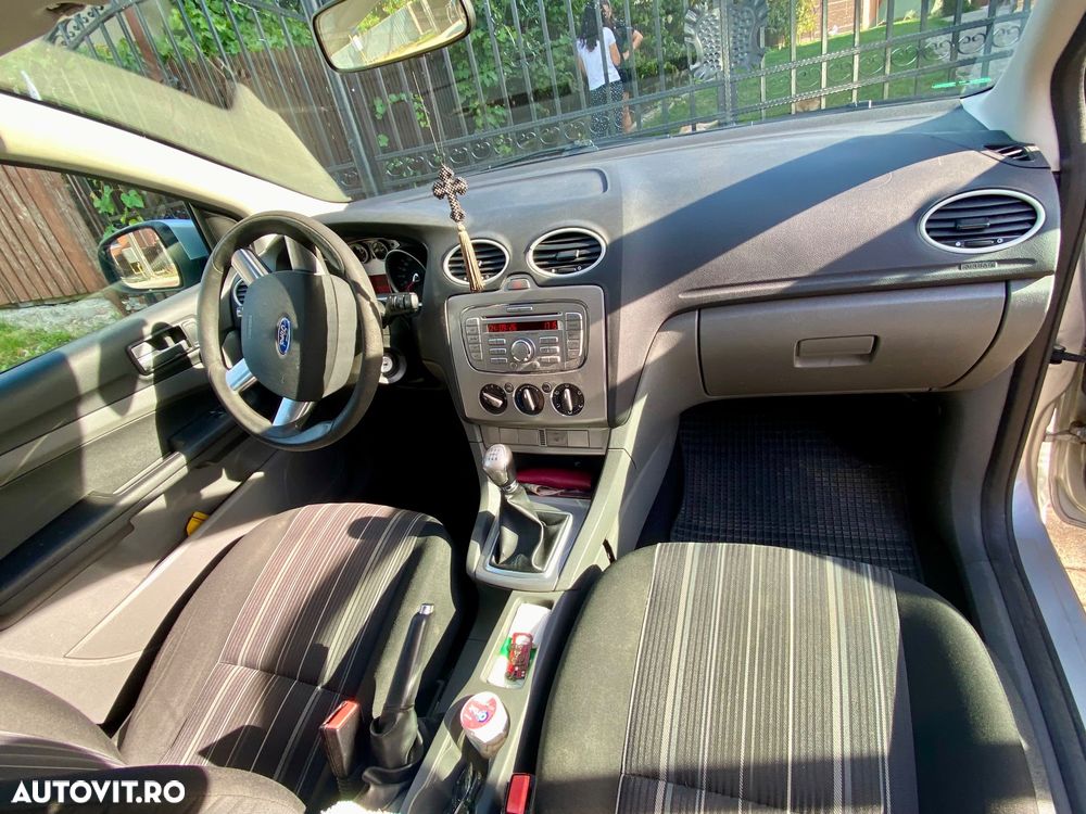 Ford Focus 1.6 TDCI 90 CP Trend - 3