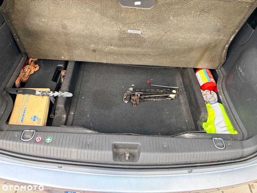 Opel Meriva - 25