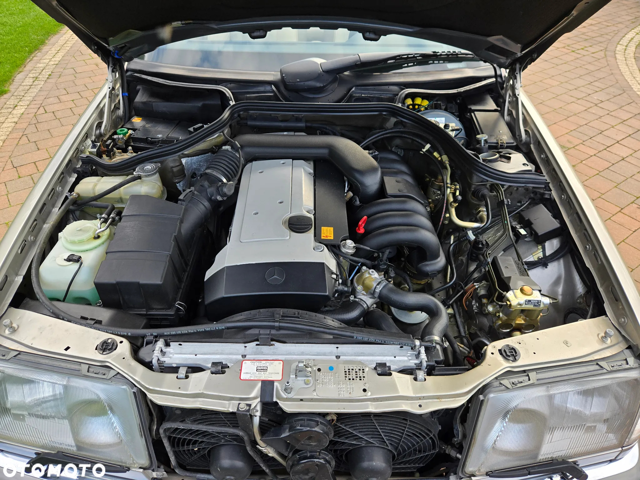 Mercedes-Benz Klasa E 320 - 6
