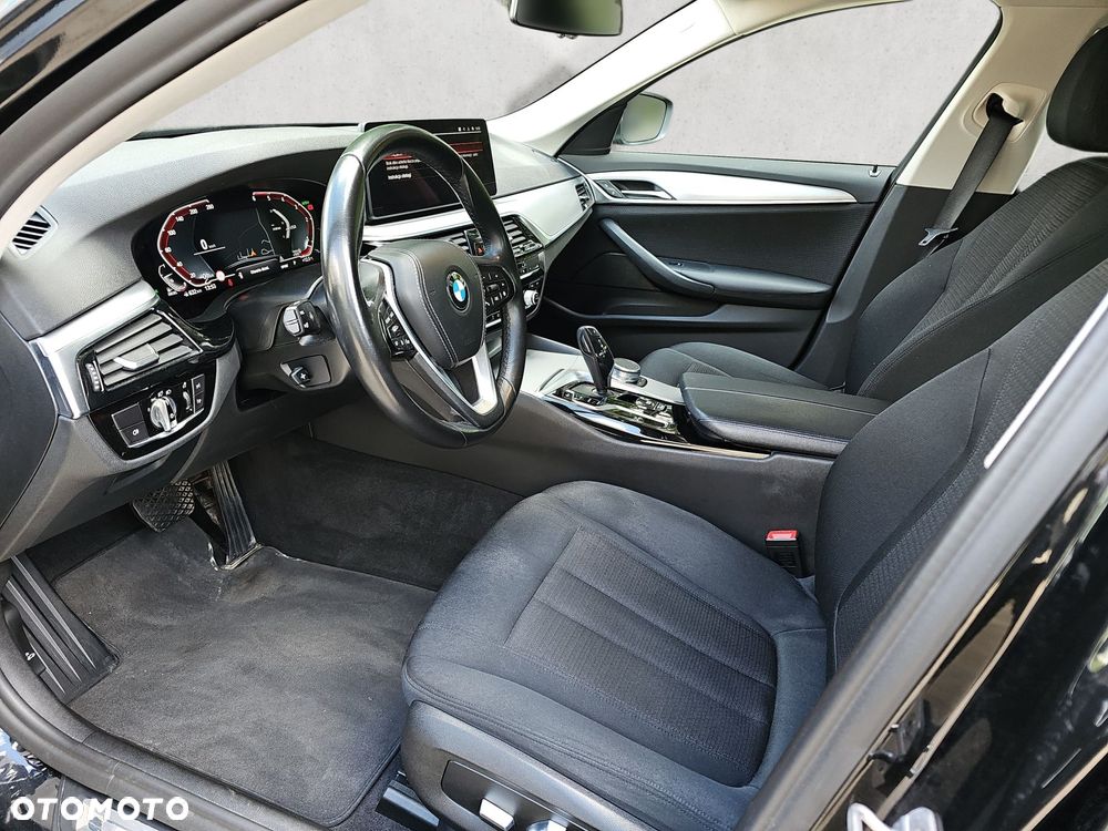 BMW Seria 5 - 11