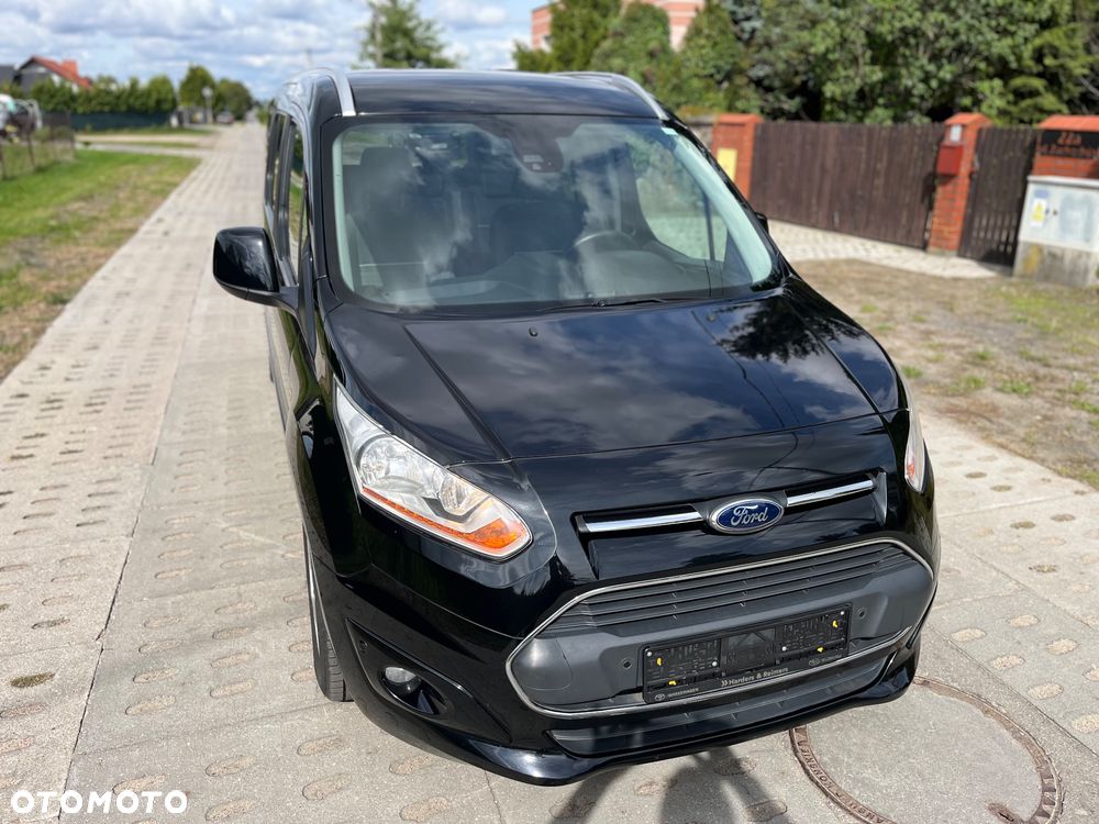 Ford Tourneo Connect Grand - 38