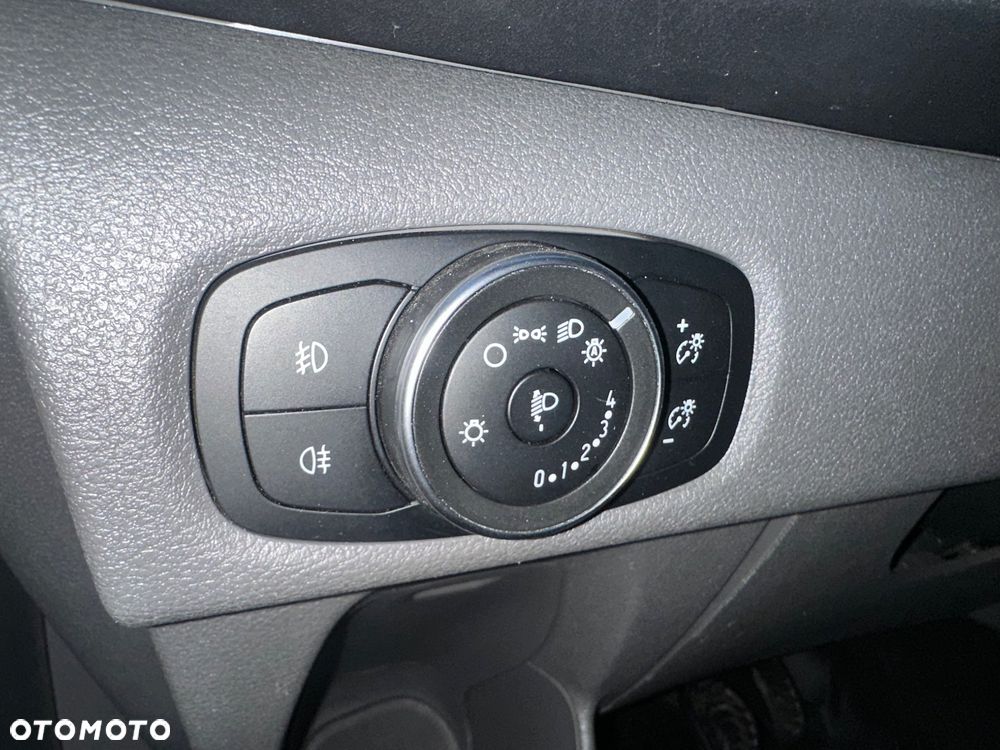 Ford Transit Custom - 32