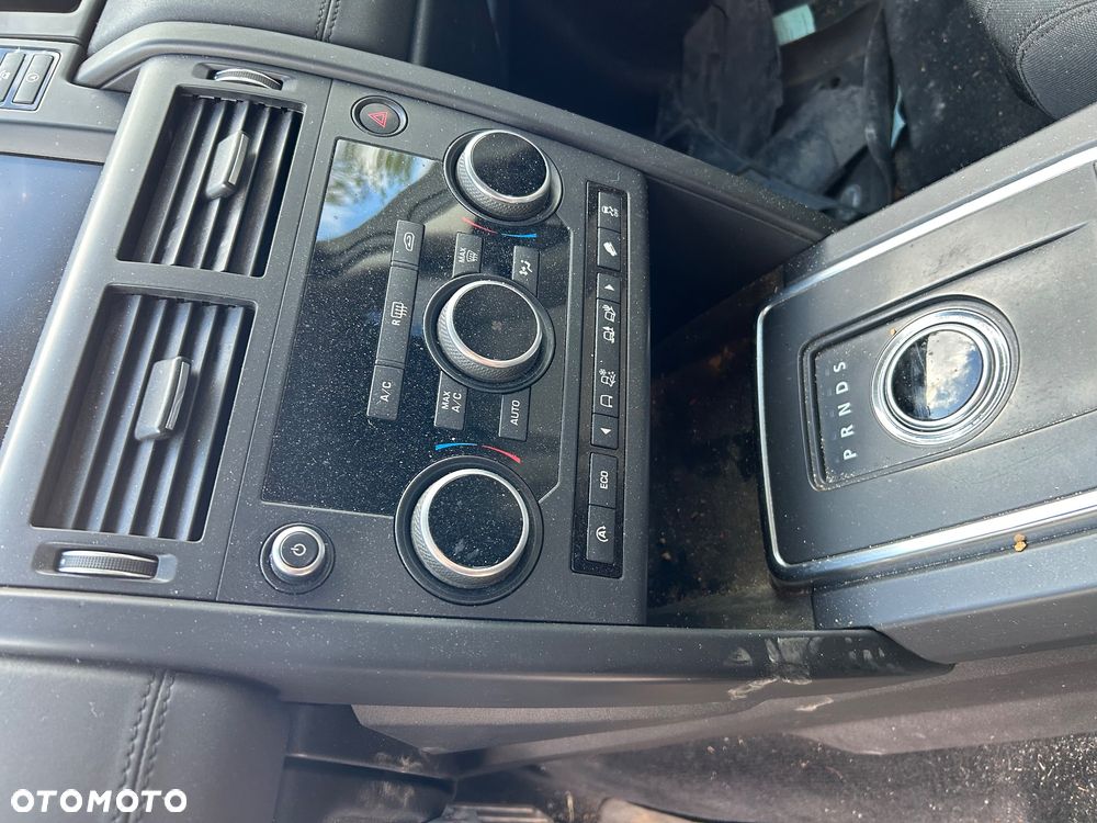 Land Rover Discovery Sport - 35