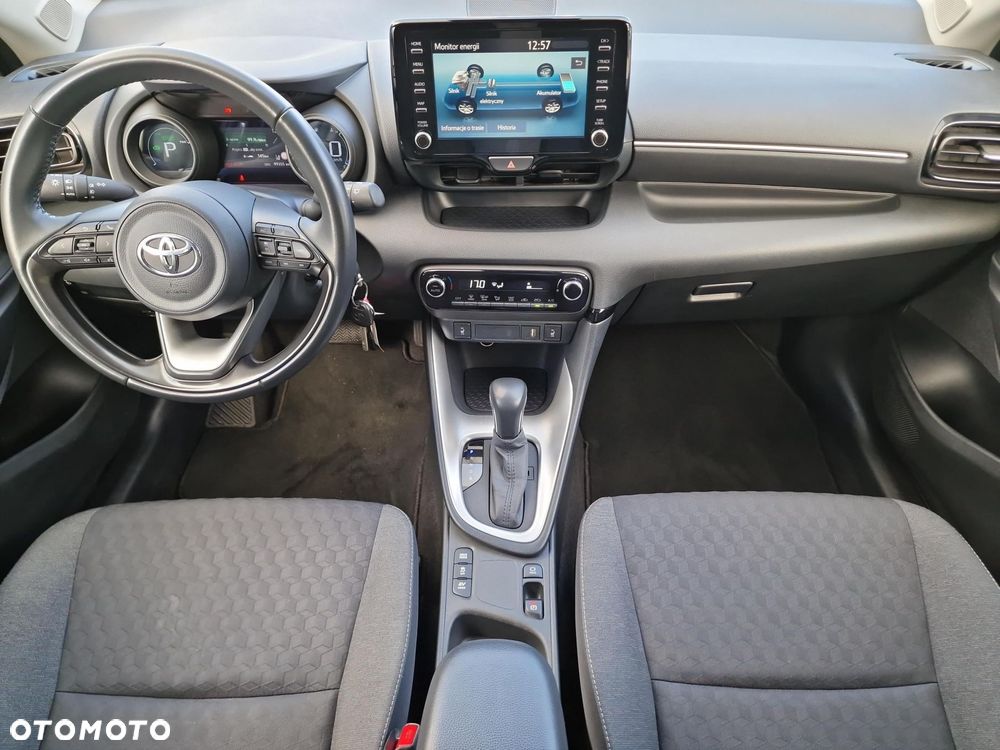 Toyota Yaris - 11