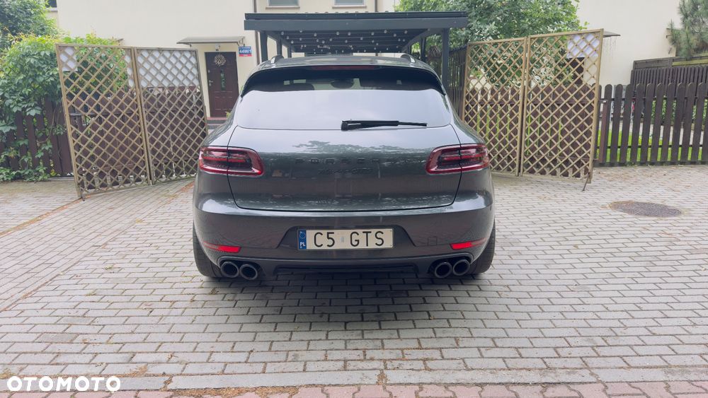 Porsche Macan - 40