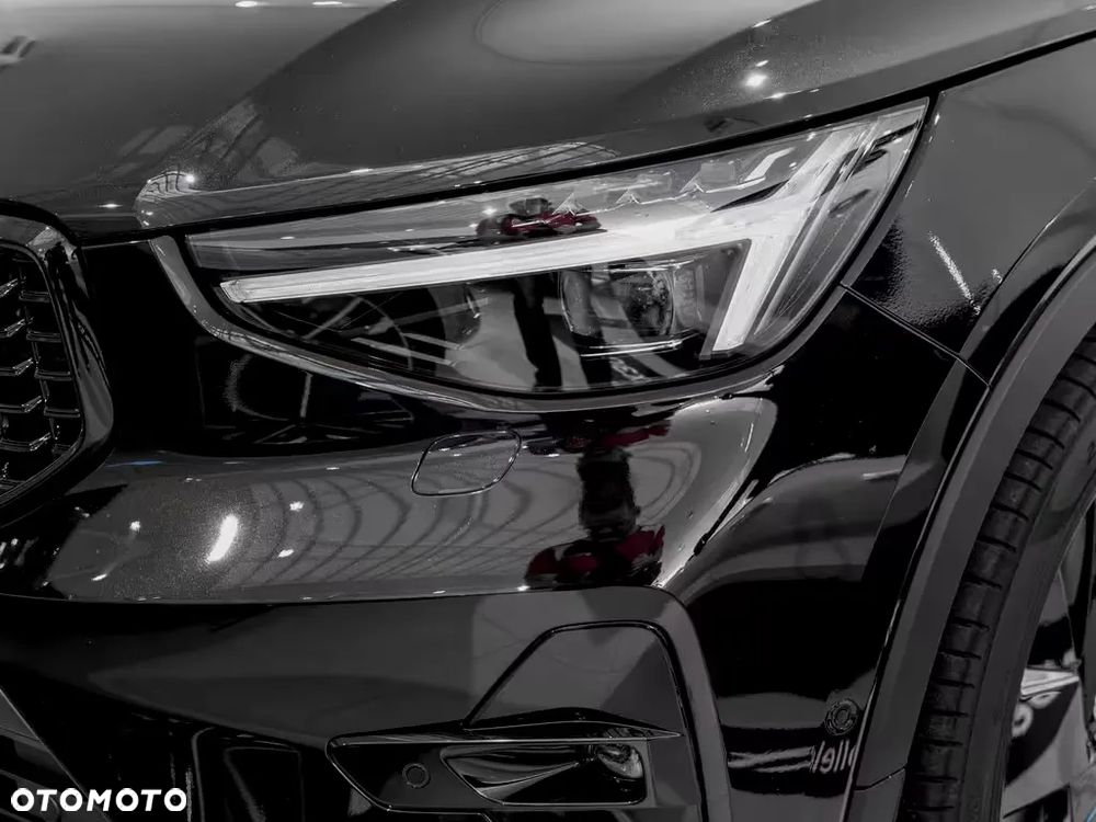 Volvo XC 40 B4 B AWD DKG RDesign - 18