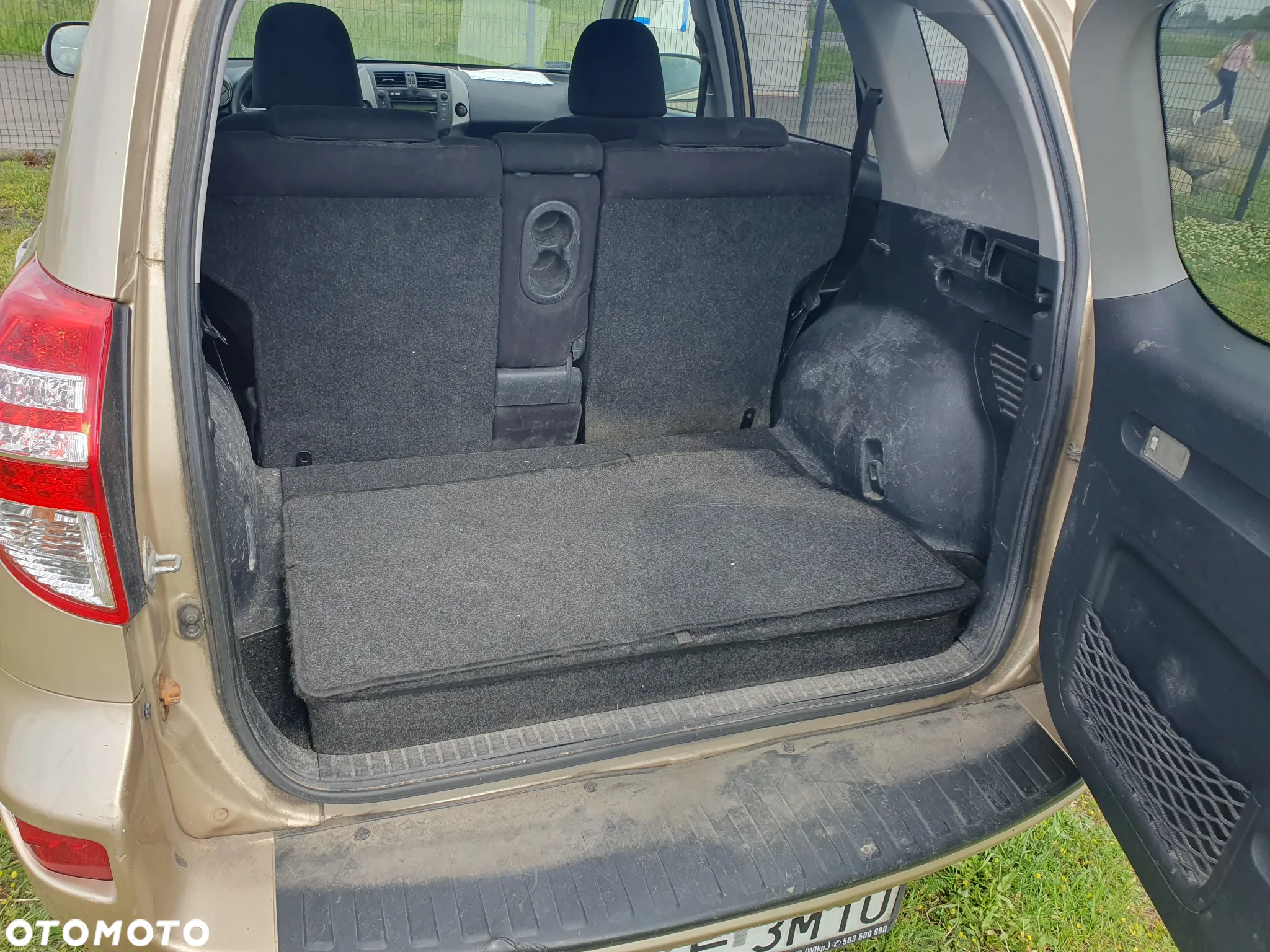Toyota RAV4 - 11