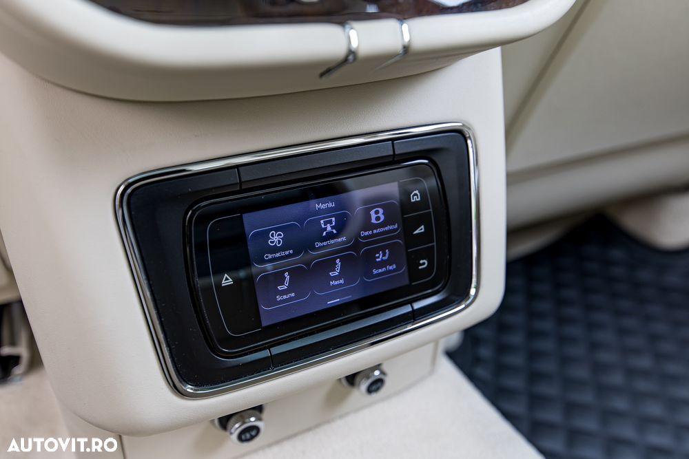 Bentley Bentayga - 40