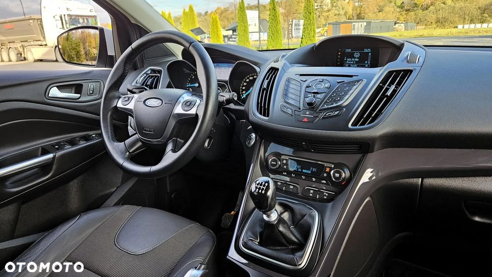 Ford Kuga 2.0 TDCi 4x4 Trend - 28