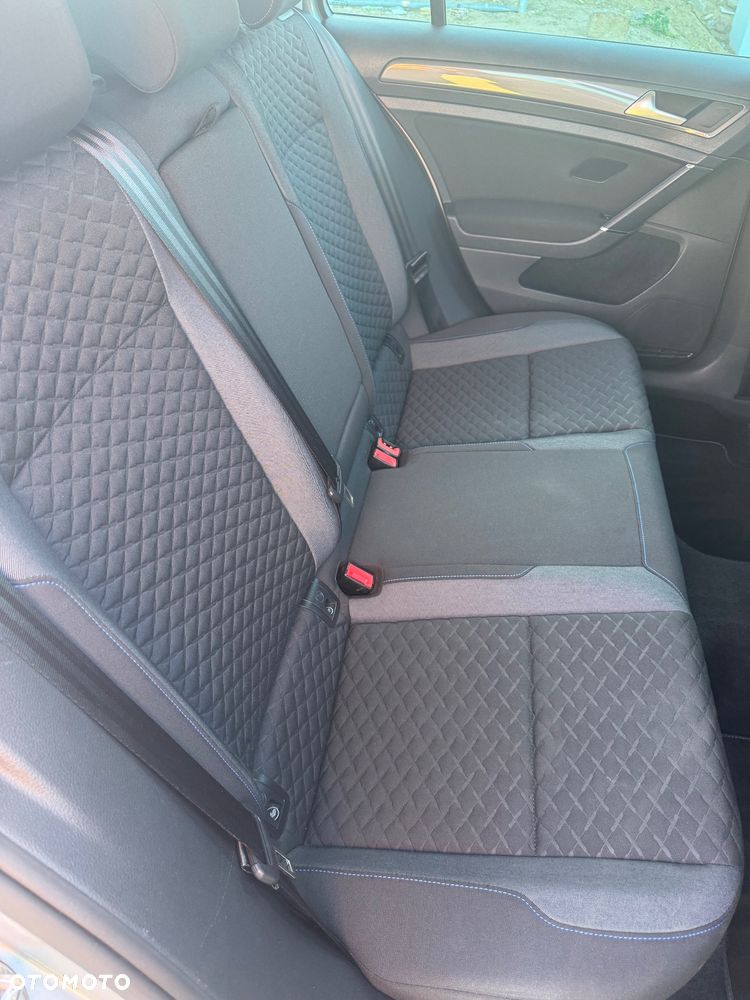 Volkswagen Golf 1.6 TDI Join - 24