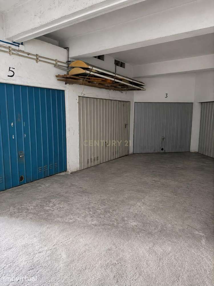 Garagem na Amora - Grande imagem: 2/2