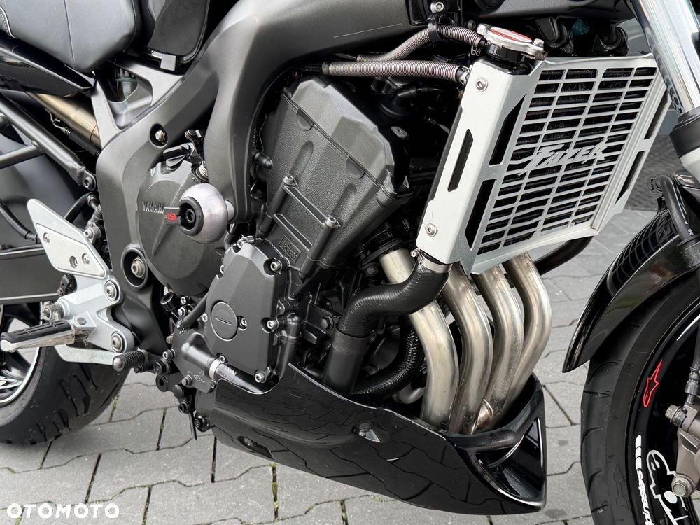 Yamaha FZ6 - 19